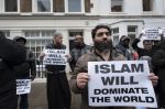 1385742821-muslims-protest-at-angola-embassy-london_3371502