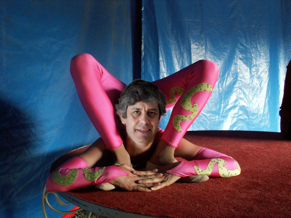 Centeno-contorcionista