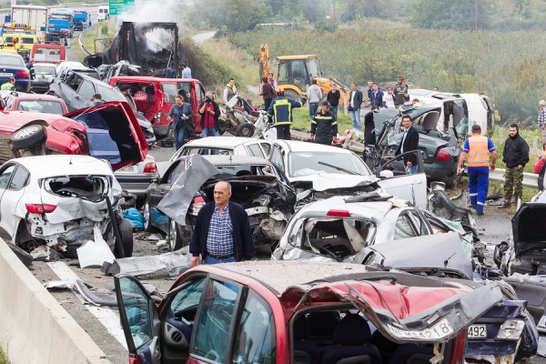 Large Truck Crashed Into A Number Of Cars And 4 People Were Kill